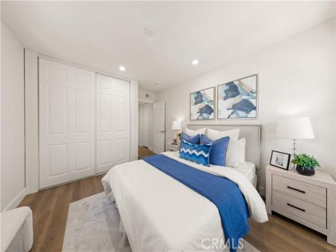 9  Chattanooga  , Irvine, CA