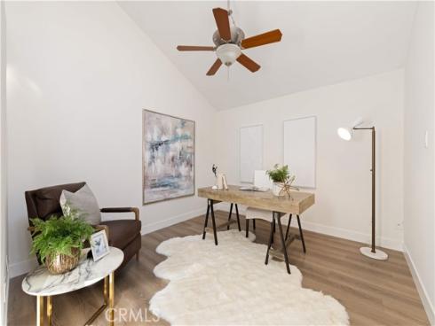 9  Chattanooga  , Irvine, CA