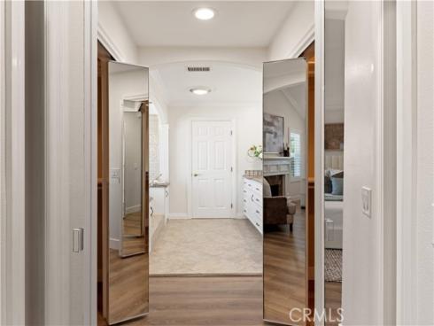 9  Chattanooga  , Irvine, CA