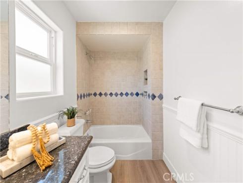 9  Chattanooga  , Irvine, CA