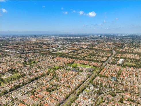 9  Chattanooga  , Irvine, CA