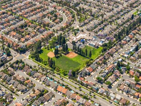 9  Chattanooga  , Irvine, CA