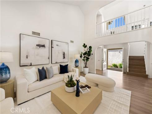 9  Chattanooga  , Irvine, CA