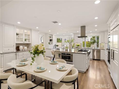 9  Chattanooga  , Irvine, CA