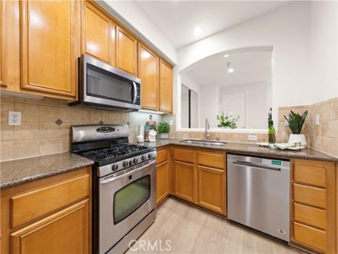 76  Trailing Vine  , Irvine, CA