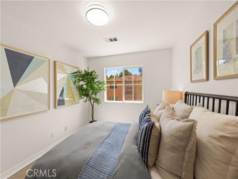 76  Trailing Vine  , Irvine, CA