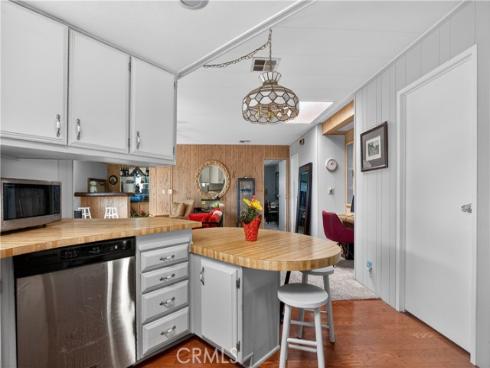 5200  Irvine  256  Boulevard, Irvine, CA