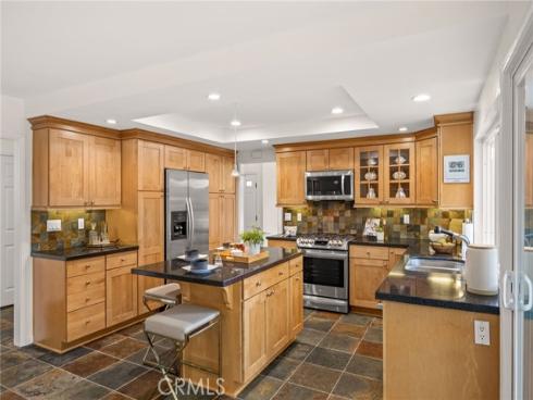 12  Mayflower  , Irvine, CA