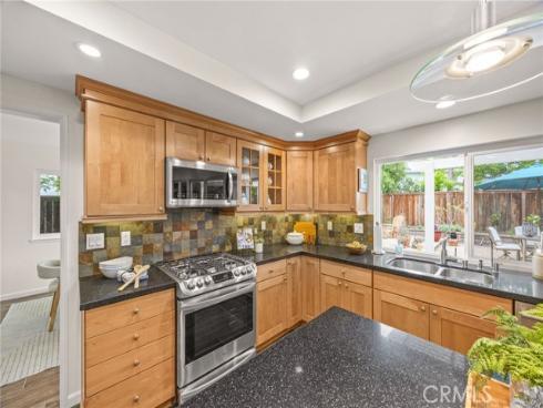 12  Mayflower  , Irvine, CA