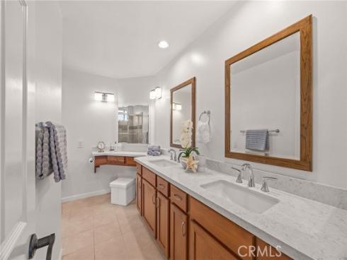 12  Mayflower  , Irvine, CA