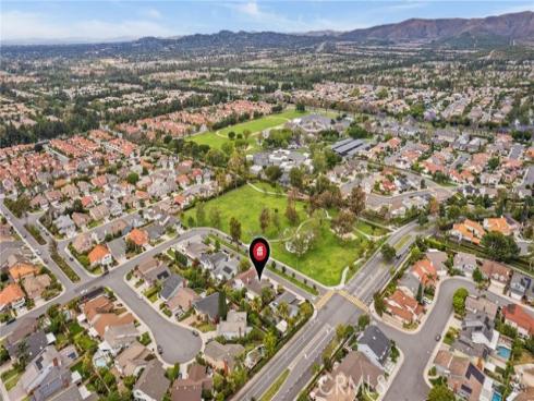 12  Mayflower  , Irvine, CA