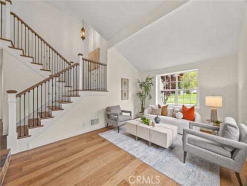 12  Mayflower  , Irvine, CA