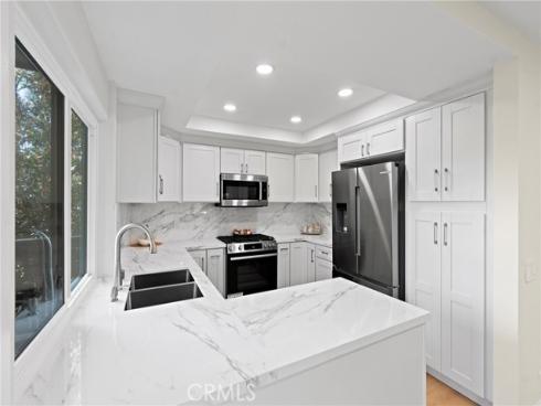 23  Viejo  79 , Irvine, CA