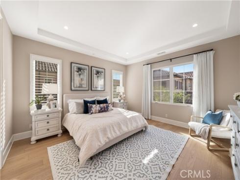 126 Bellini , Irvine, CA
