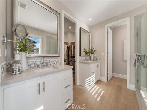 126 Bellini , Irvine, CA