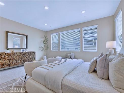 168 Crossover , Irvine, CA