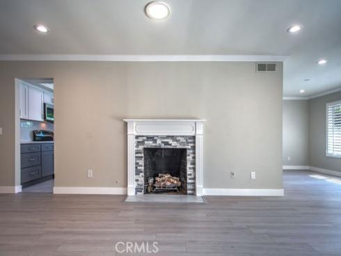 1 Dogwood , Irvine, CA