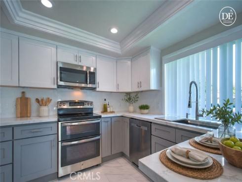 1 Dogwood , Irvine, CA