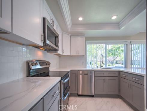 1 Dogwood , Irvine, CA