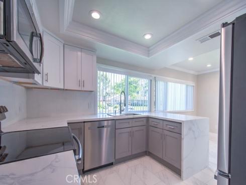1 Dogwood , Irvine, CA