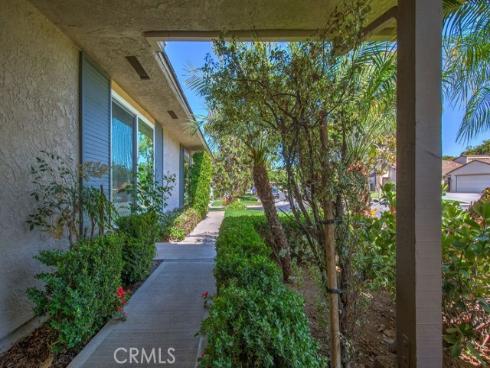 1 Dogwood , Irvine, CA