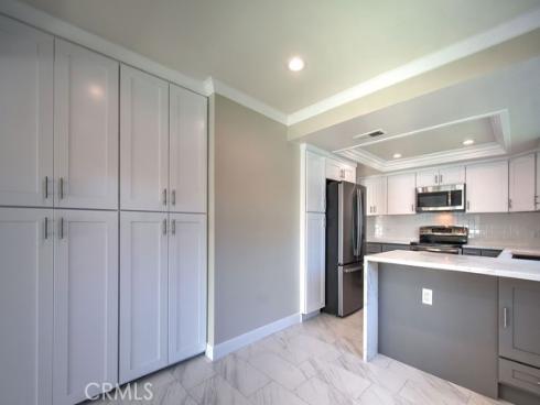1 Dogwood , Irvine, CA