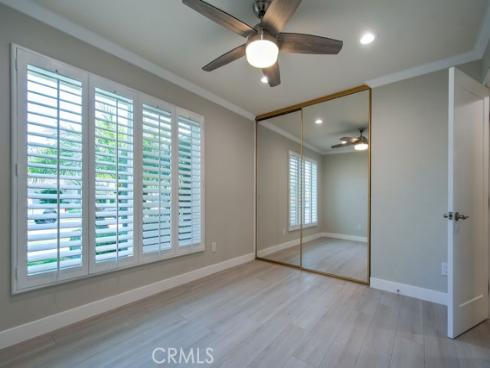 1 Dogwood , Irvine, CA