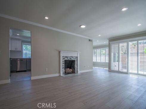 1 Dogwood , Irvine, CA