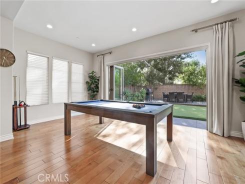 10 Shadybend , Irvine, CA