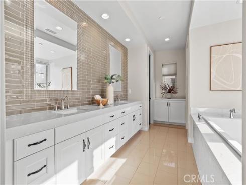 10 Shadybend , Irvine, CA
