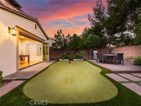10 Shadybend , Irvine, CA