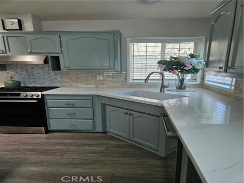 14851 Jeffrey 171 , Irvine, CA