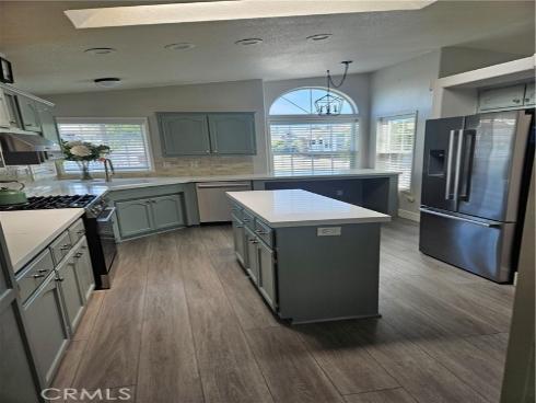 14851 Jeffrey 171 , Irvine, CA