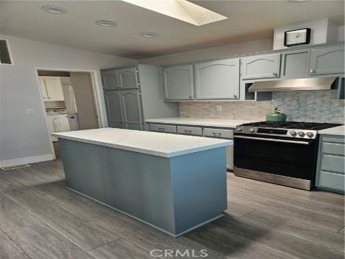 14851 Jeffrey 171 , Irvine, CA