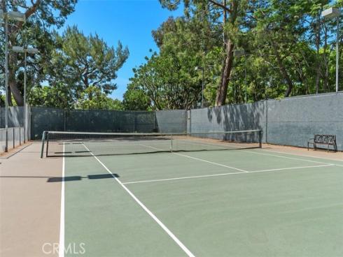 204 Pineview , Irvine, CA