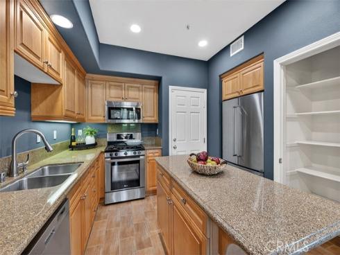47 Nightshade , Irvine, CA