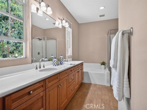47 Nightshade , Irvine, CA