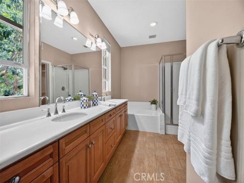 47 Nightshade , Irvine, CA