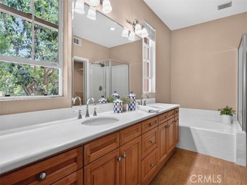 47 Nightshade , Irvine, CA