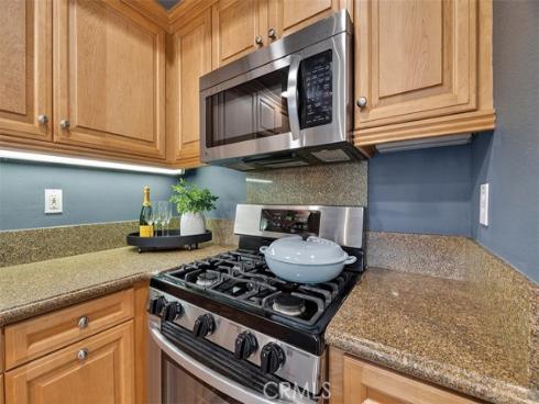 47 Nightshade , Irvine, CA