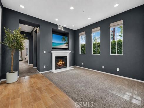 47 Nightshade , Irvine, CA