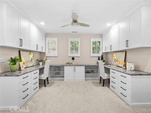 121 Catalonia , Irvine, CA