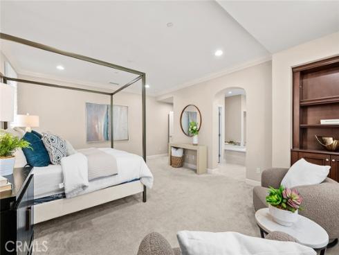 121 Catalonia , Irvine, CA