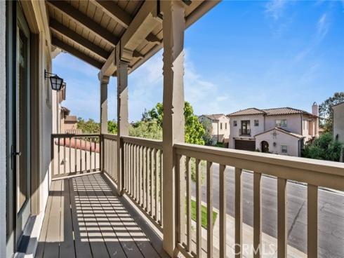 121 Catalonia , Irvine, CA