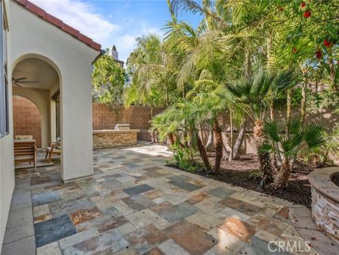 121 Catalonia , Irvine, CA