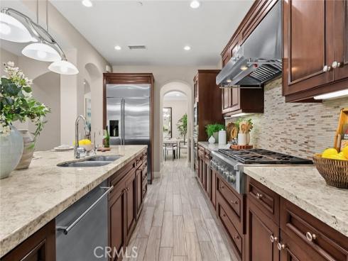 121 Catalonia , Irvine, CA