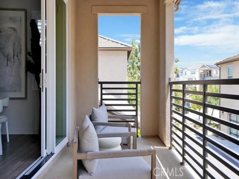 368 Chorus , Irvine, CA