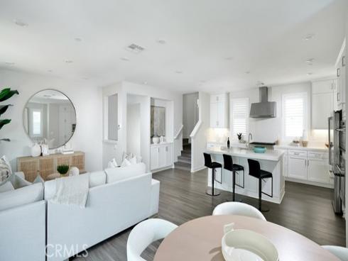 368 Chorus , Irvine, CA