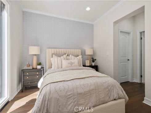 118 Retreat , Irvine, CA
