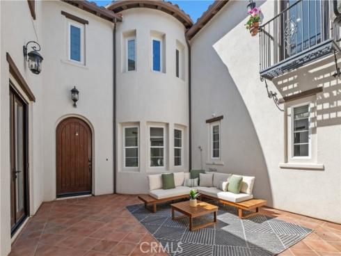 118 Retreat , Irvine, CA